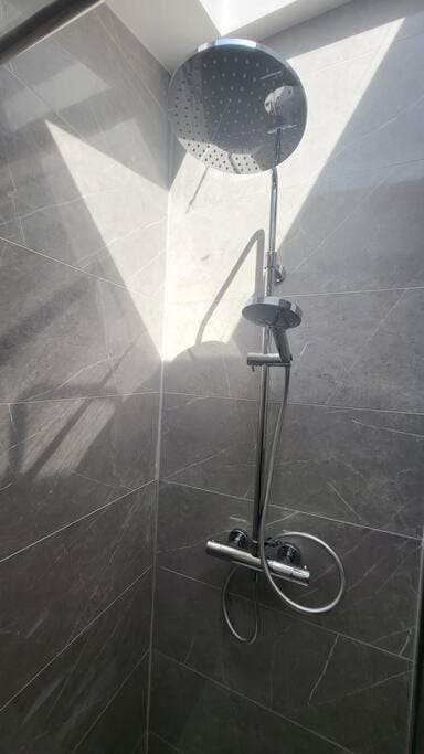 Appart douillet hypercentre neuf climatisé Apartment in Valence