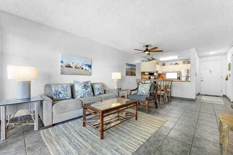 Kihei Akahi B102 Apartment in Wailea