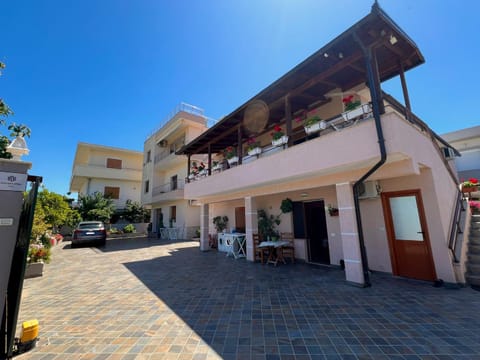 Garden Villa A&X Bed and Breakfast in Vlorë