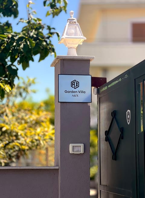 Garden Villa A&X Bed and Breakfast in Vlorë