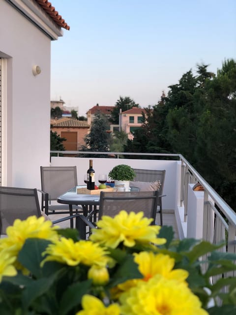 View (from property/room), Balcony/Terrace