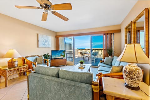 Kahana Sunset E4 Apartment in Kapalua