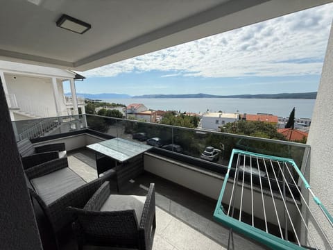 Day, Natural landscape, View (from property/room), Balcony/Terrace, Seating area, Sea view