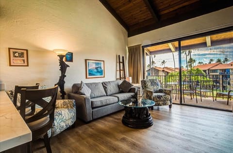 Papakea E406 Apartment in Kaanapali