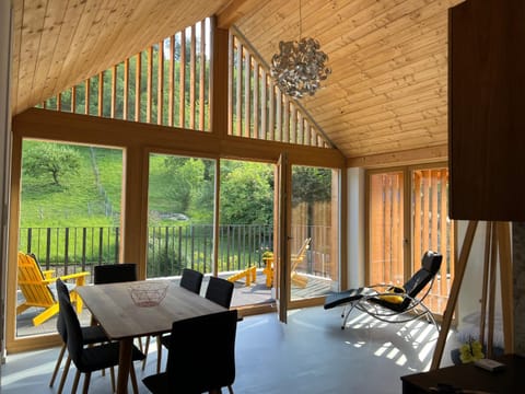 View (from property/room), Seating area, Dining area, Food, Garden view