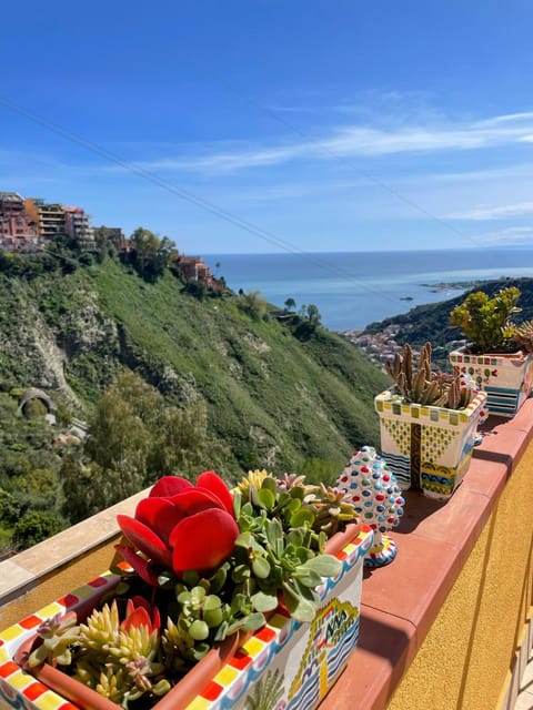 Natural landscape, Balcony/Terrace, Mountain view, Sea view
