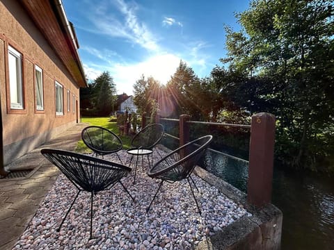 Property building, Balcony/Terrace