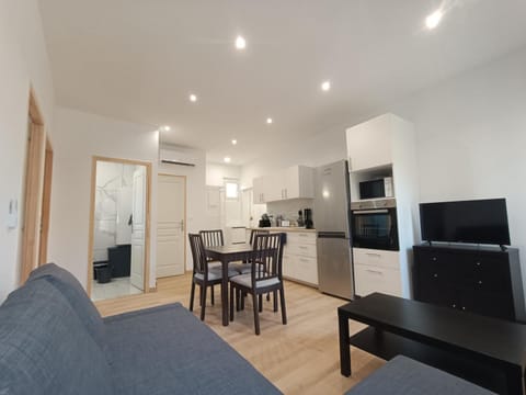 T3 rénové en 2023, Intra muros Avignon Apartment in Avignon