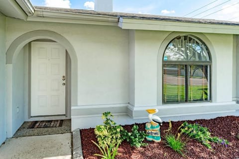 The Pelican/Pool/HotTub/GameRoom House in Brandon