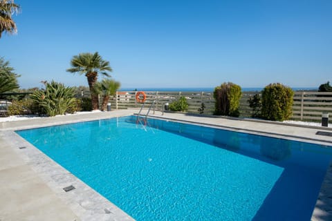 Sea view, Swimming pool
