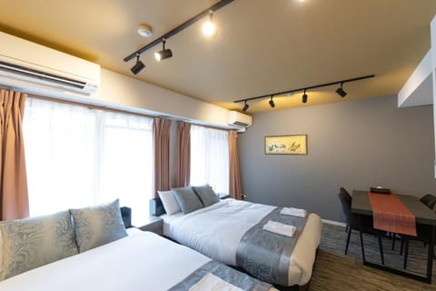 Seating area, Bedroom