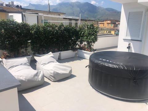 Balcony/Terrace, Swimming pool