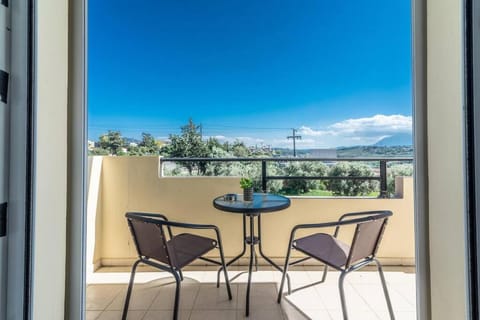 View (from property/room), Balcony/Terrace, Seating area