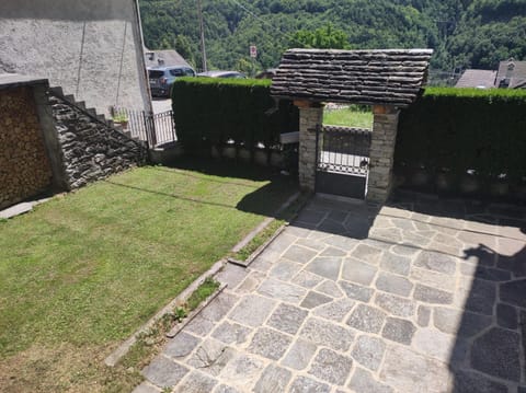 Inner courtyard view