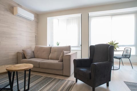 TV and multimedia, Living room, Dining area, heating, air conditioner