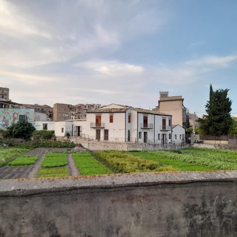 Property building, City view