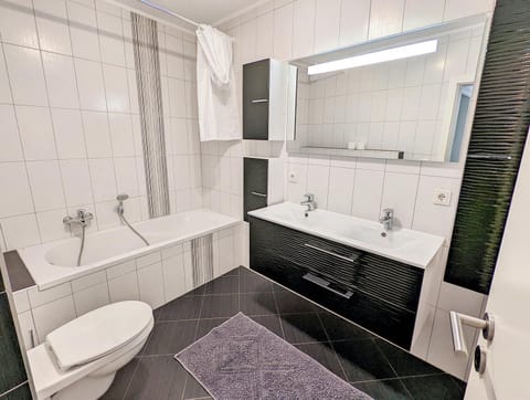 Toilet, Bathroom, Bath