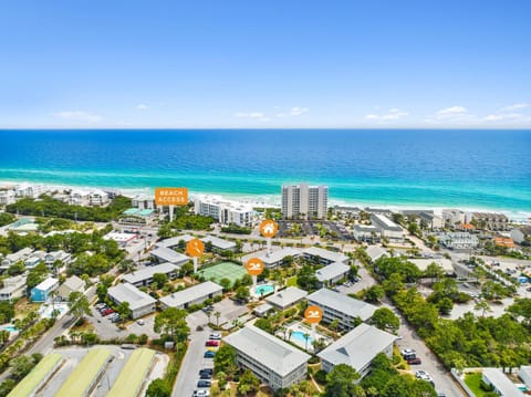 Nearby landmark, Neighbourhood, Natural landscape, Bird's eye view, Beach, Beach, Tennis court, Pool view, Swimming pool