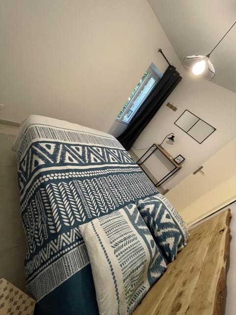 CLéMenCeau - MaRaiS - CaThéDraLe House in Bourges