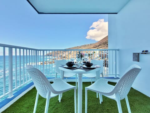 View (from property/room), Balcony/Terrace, Sea view