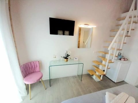 Divine Studios Elafonisos B2 Apartment in Islands