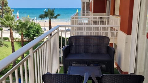 Patio, Natural landscape, View (from property/room), Balcony/Terrace, Sea view