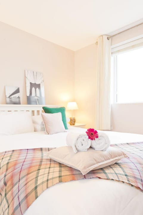 Decorative detail, Bedroom