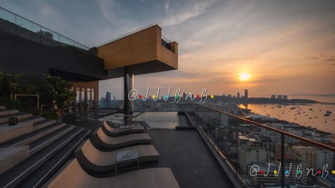 View (from property/room), Sea view, Sunset
