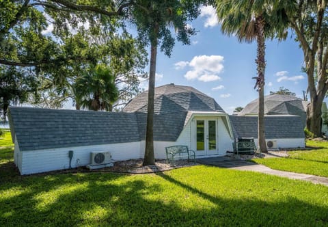 Sumner Lake Tiny House House in Groveland