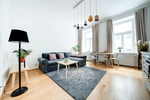 Living room, Decorative detail, Seating area, Dining area, hair dresser, hair dresser, internet