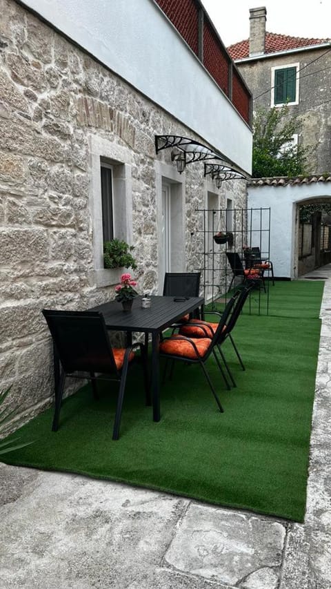 Property building, Garden, Seating area