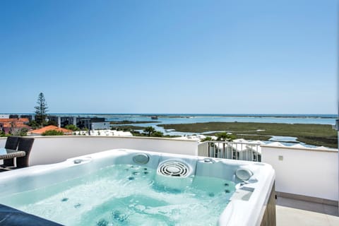 Hot Tub, Pool view, Swimming pool