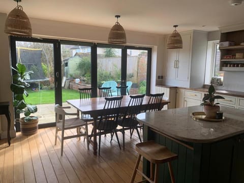 Cedar Shade Cottage House in Sidmouth