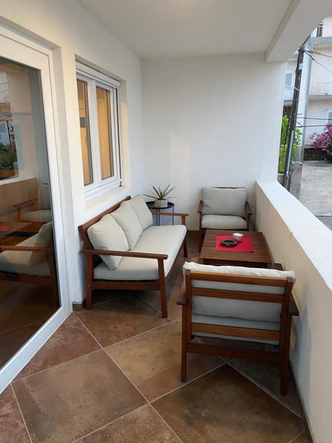 Barrichello deluxe apartment Apartment in Tisno