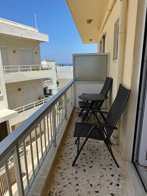 Day, Neighbourhood, Summer, View (from property/room), Balcony/Terrace, Seating area, Evening entertainment, sunbed