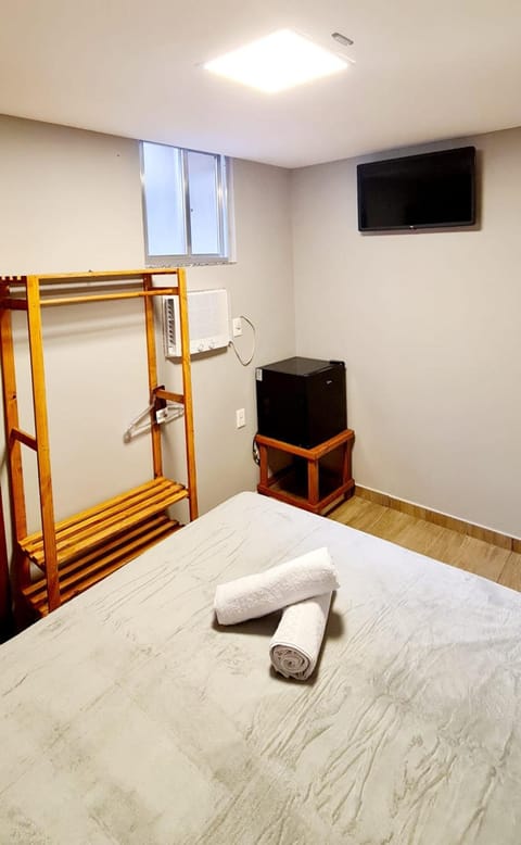 Bed, Breakfast, hair dresser, oven, towels