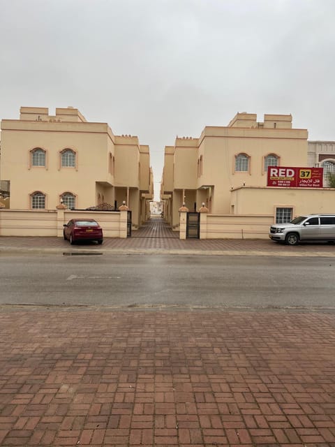 Property building, Day, Location, Parking