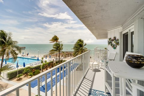 Ocean-View Key Colony Beach Condo with Pool Access! Apartment in Key Colony Beach