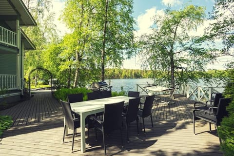 Villa Kesätie - Lakeside Paradise Villa in Uusimaa