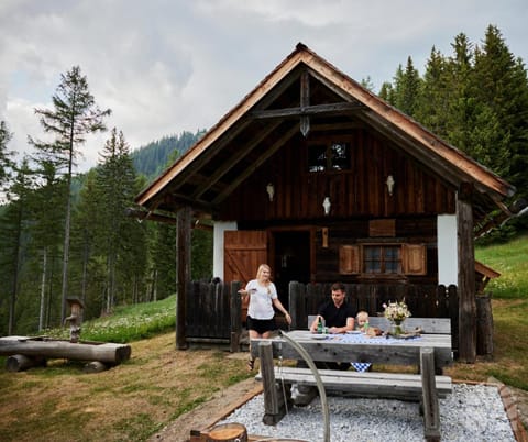 Property building, Day, Dining area, Mountain view