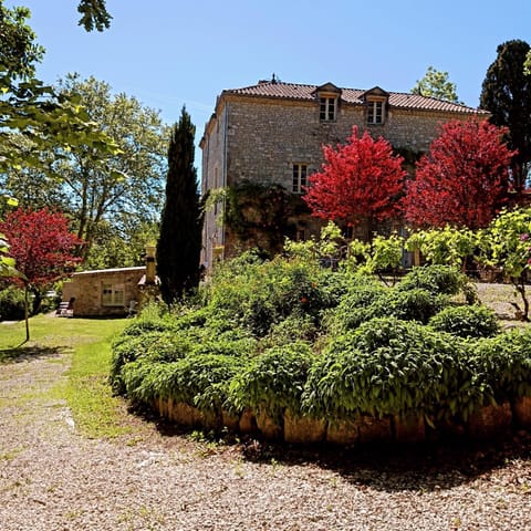 Property building, Garden