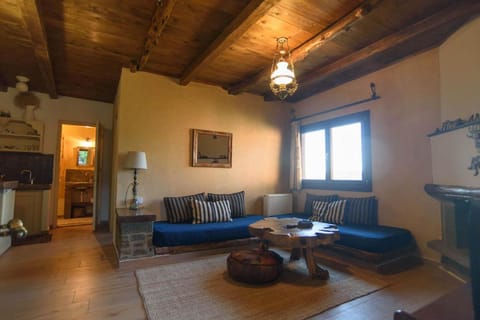 Living room, Seating area, flat iron