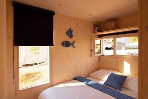 TINY BEACH HOUSE 11 BUQEZ, Drage Sea & Sunset View, Terrace House in Šibenik-Knin County, Croatia