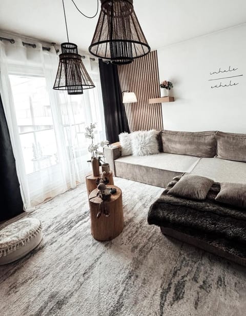 TV and multimedia, Living room, internet