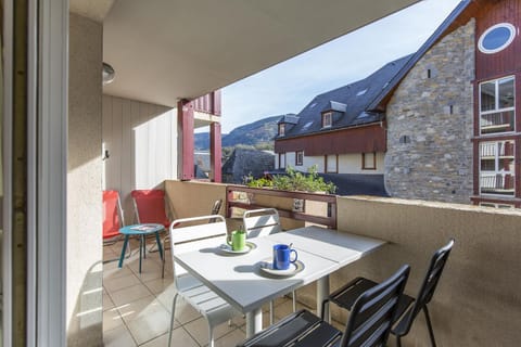 View (from property/room), Balcony/Terrace