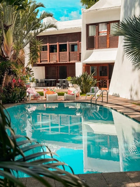 Property building, Swimming pool