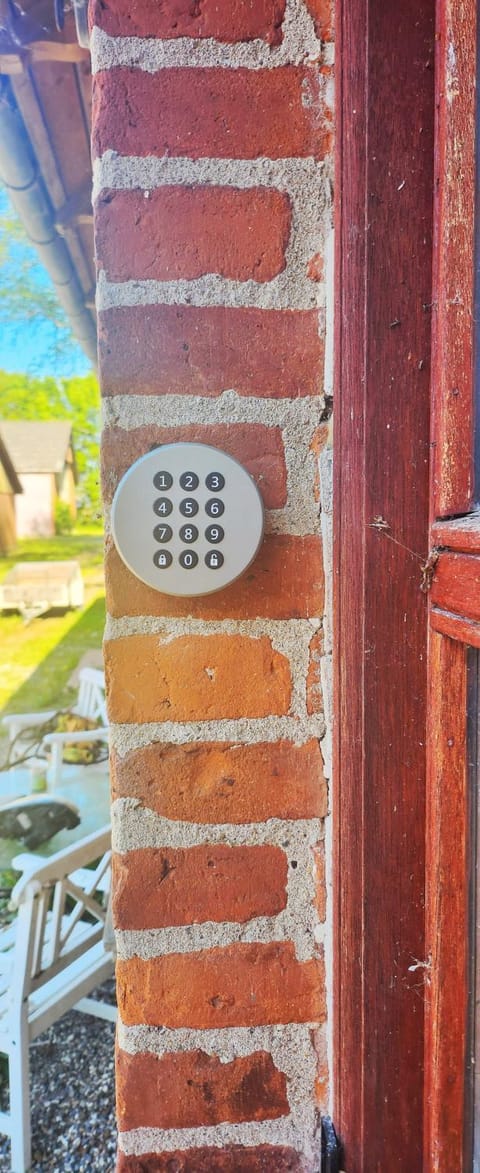 Quiet and cozy apartment close to nature in villa. Apartment in Central Denmark Region