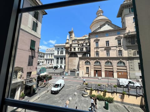 Day, Neighbourhood, City view, Street view, Location