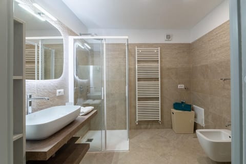 Casa in Campagna House in Tremosine