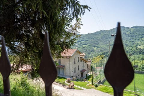 Casa in Campagna House in Tremosine
